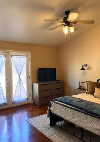 1390 Ranch House, Oakdale, CA 95361