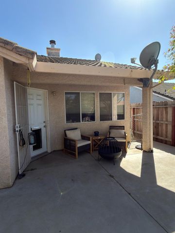 1390 Ranch House, Oakdale, CA 95361