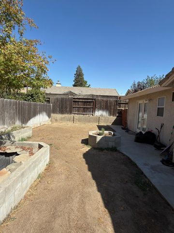 1390 Ranch House, Oakdale, CA 95361