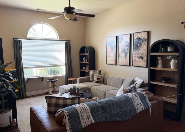 1390 Ranch House, Oakdale, CA 95361