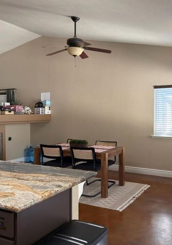 1390 Ranch House, Oakdale, CA 95361