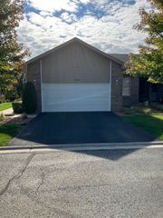 19246 104th Avenue, Mokena, IL 60448