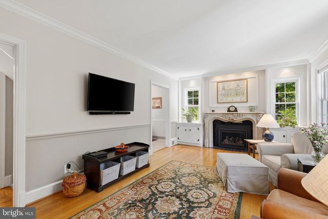 2617 S ARLINGTON RIDGE RD, Arlington, VA 22202