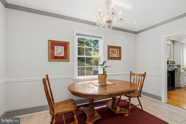 2617 S ARLINGTON RIDGE RD, Arlington, VA 22202