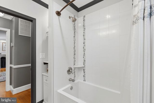 2617 S ARLINGTON RIDGE RD, Arlington, VA 22202