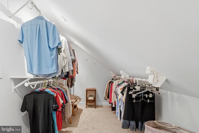 2617 S ARLINGTON RIDGE RD, Arlington, VA 22202