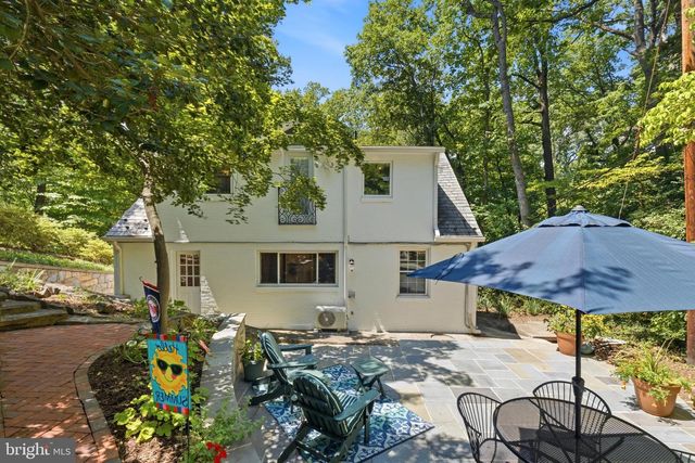 2617 S ARLINGTON RIDGE RD, Arlington, VA 22202