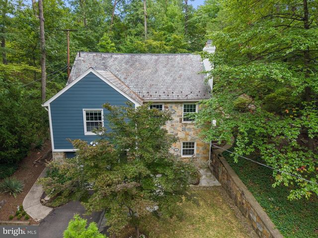 2617 S ARLINGTON RIDGE RD, Arlington, VA 22202