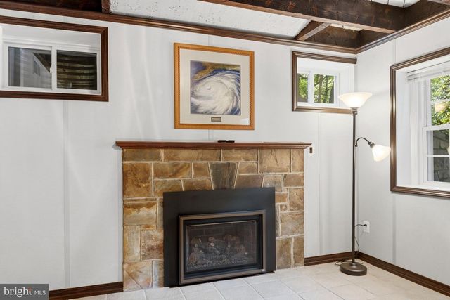 2617 S ARLINGTON RIDGE RD, Arlington, VA 22202
