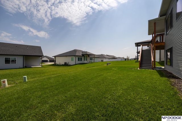 1000 N 106 Street, Lincoln, NE 68527