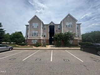 2501 Huntscroft Lane 303, Raleigh, NC 27617