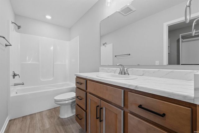 5116 Mountain Sky Cove, Fort Wayne, IN 46818