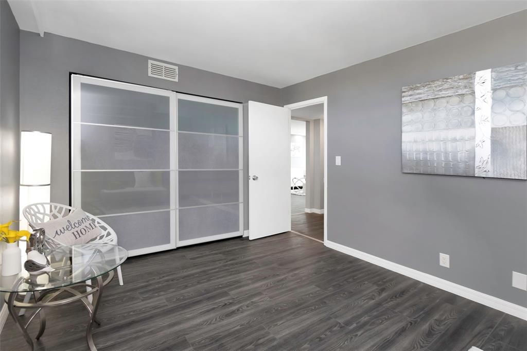 Image 34 of property listing at 2617 COVE CAY DRIVE 404, Clearwater, FL 33760