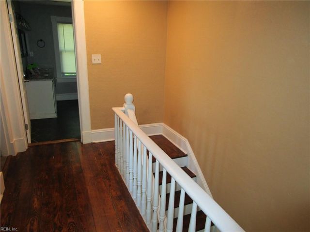 406 Lee ST, Hampton, VA 23669