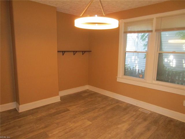 406 Lee ST, Hampton, VA 23669