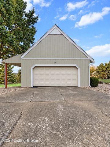 210 Burleigh Ct, Louisville, KY 40245