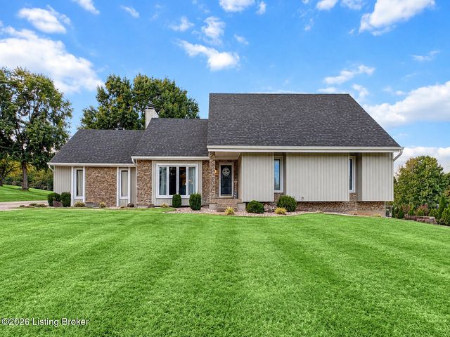 210 Burleigh Ct, Louisville, KY 40245
