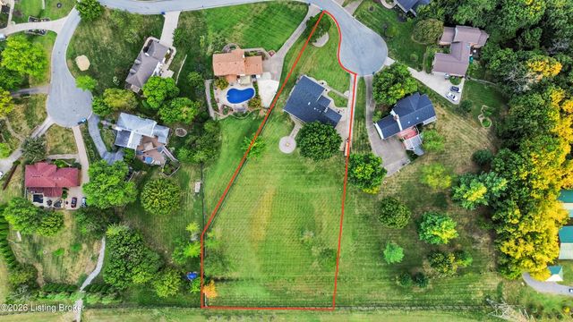210 Burleigh Ct, Louisville, KY 40245