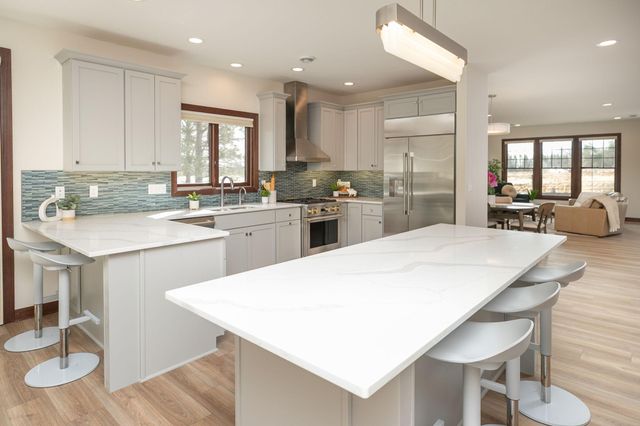 2377 Ponderosa Place SW, Rochester, MN 55902