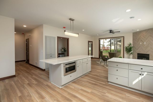 2377 Ponderosa Place SW, Rochester, MN 55902
