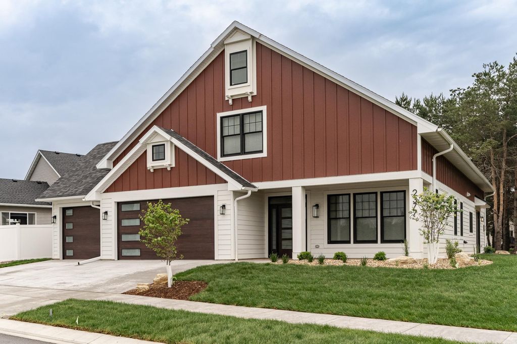 2377 Ponderosa Place SW, Rochester, MN 55902