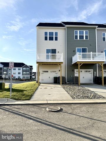 9366 TANFIELD DR, Spotsylvania, VA 22408