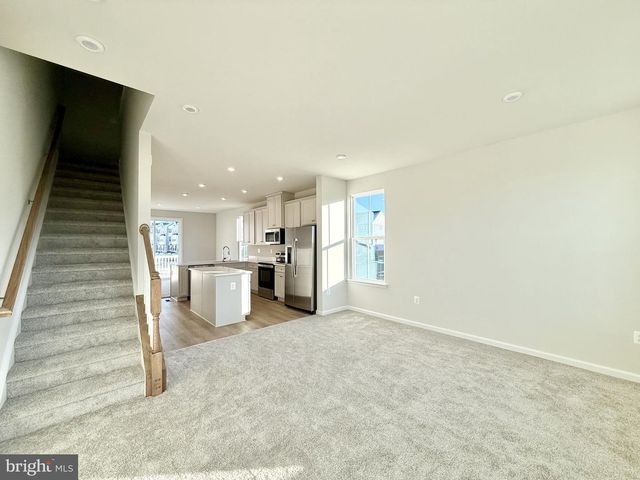 9366 TANFIELD DR, Spotsylvania, VA 22408