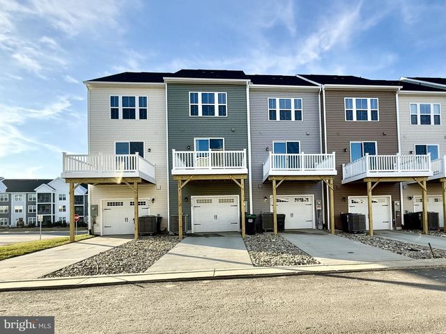 9366 TANFIELD DR, Spotsylvania, VA 22408