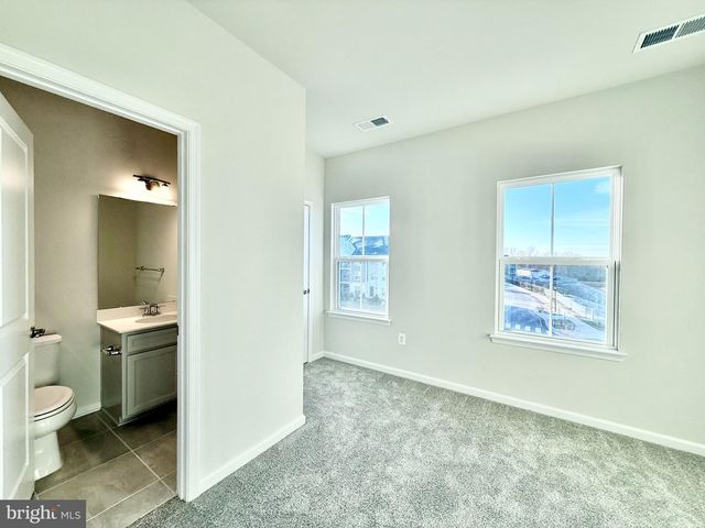 9366 TANFIELD DR, Spotsylvania, VA 22408