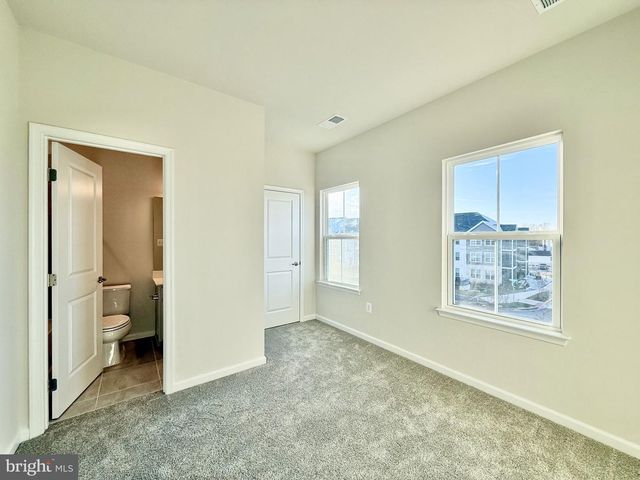 9366 TANFIELD DR, Spotsylvania, VA 22408