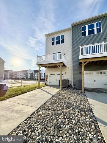 9366 TANFIELD DR, Spotsylvania, VA 22408