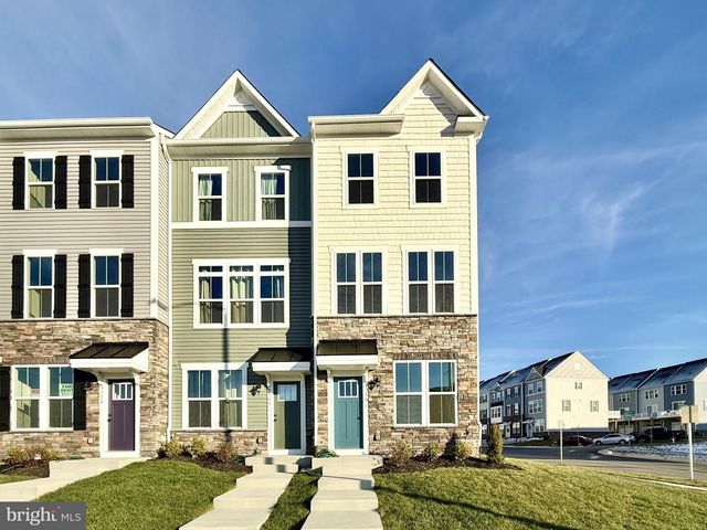 9366 TANFIELD DR, Spotsylvania, VA 22408