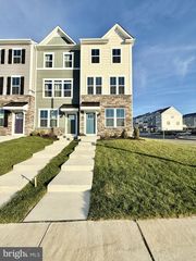 9366 TANFIELD DR, Spotsylvania, VA 22408