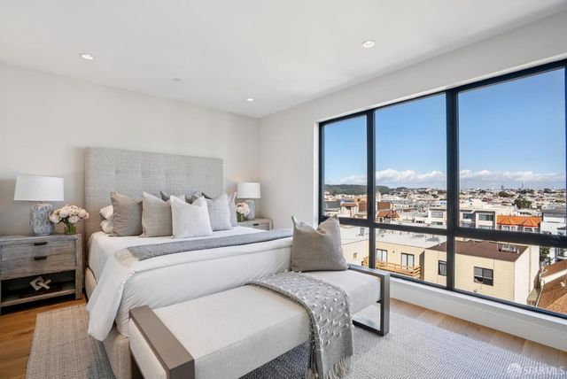 576 27th Avenue, San Francisco, CA 94121