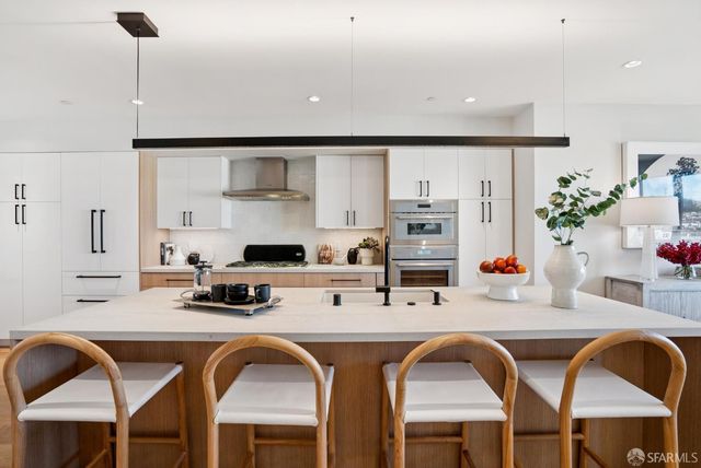 576 27th Avenue, San Francisco, CA 94121