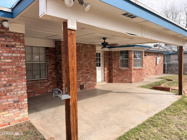 784 DE LEON Drive, El Paso, TX 79912