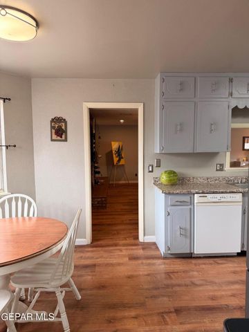 784 DE LEON Drive, El Paso, TX 79912