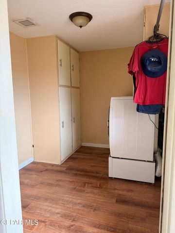 784 DE LEON Drive, El Paso, TX 79912