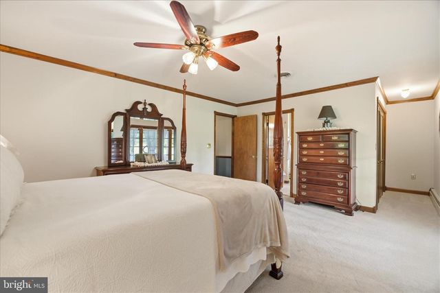 2721 ROBERT ARTHUR RD, Westminster, MD 21158