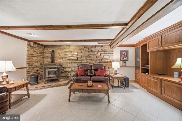2721 ROBERT ARTHUR RD, Westminster, MD 21158