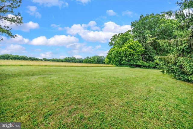 2721 ROBERT ARTHUR RD, Westminster, MD 21158