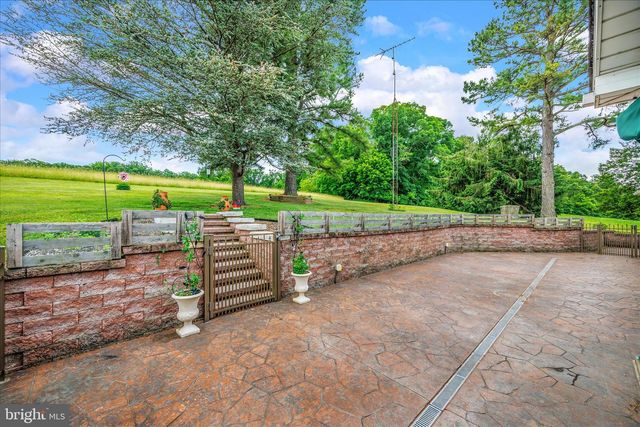 2721 ROBERT ARTHUR RD, Westminster, MD 21158