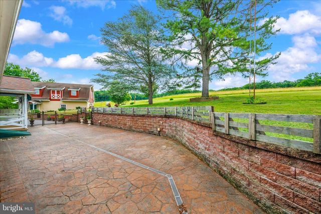2721 ROBERT ARTHUR RD, Westminster, MD 21158