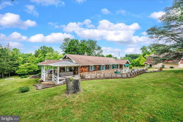 2721 ROBERT ARTHUR RD, Westminster, MD 21158