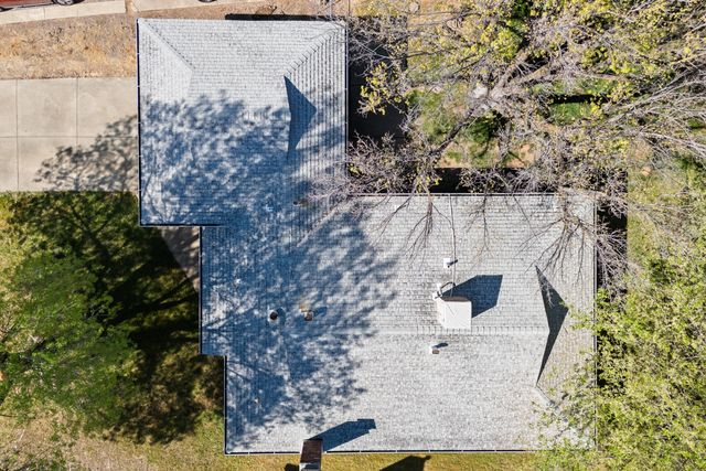 1423 Hemlock Avenue, Anderson, CA 96007