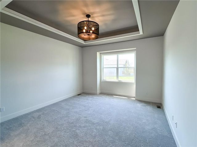 2700 Wheatley Drive, Blue Springs, MO 64029