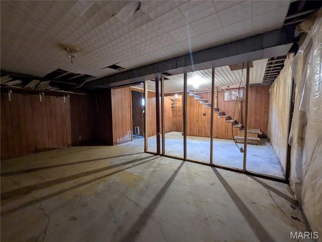 201 S East Street, Warrenton, MO 63383