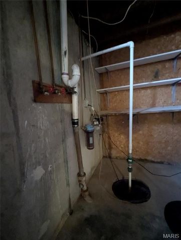 201 S East Street, Warrenton, MO 63383