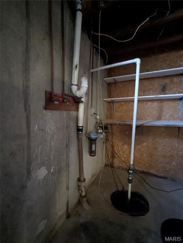 201 S East Street, Warrenton, MO 63383