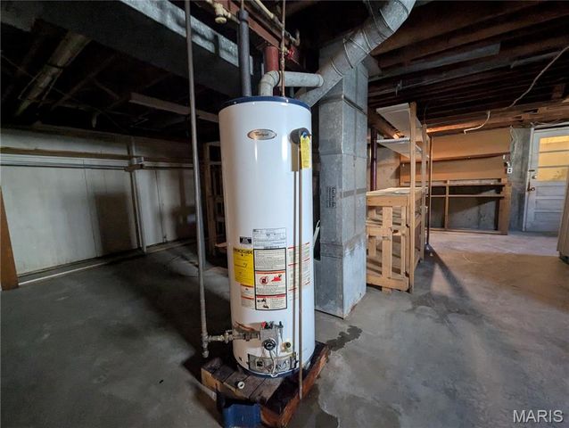 201 S East Street, Warrenton, MO 63383